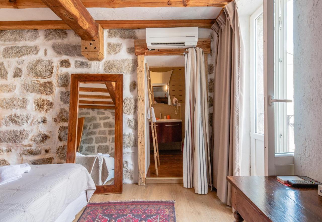 Auberge U N'Antru Versu San-Gavino-di-Carbini Exteriör bild