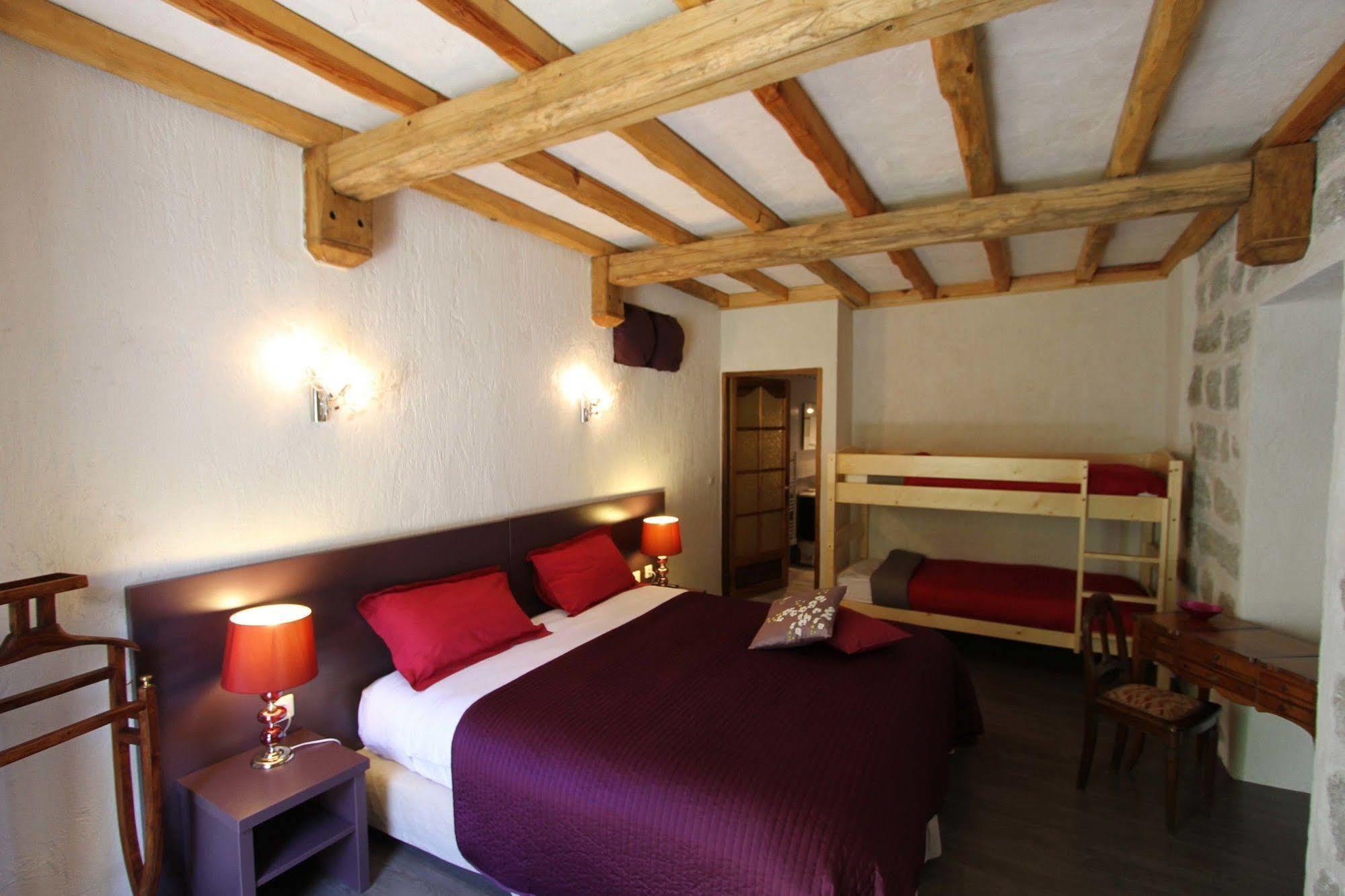 Auberge U N'Antru Versu San-Gavino-di-Carbini Exteriör bild
